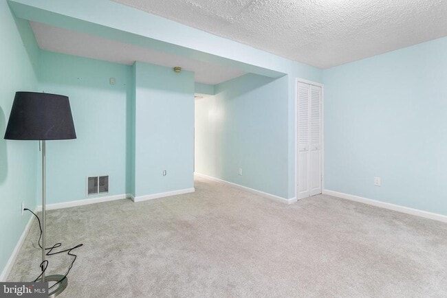 Building Photo - 8345 Windfall Rd