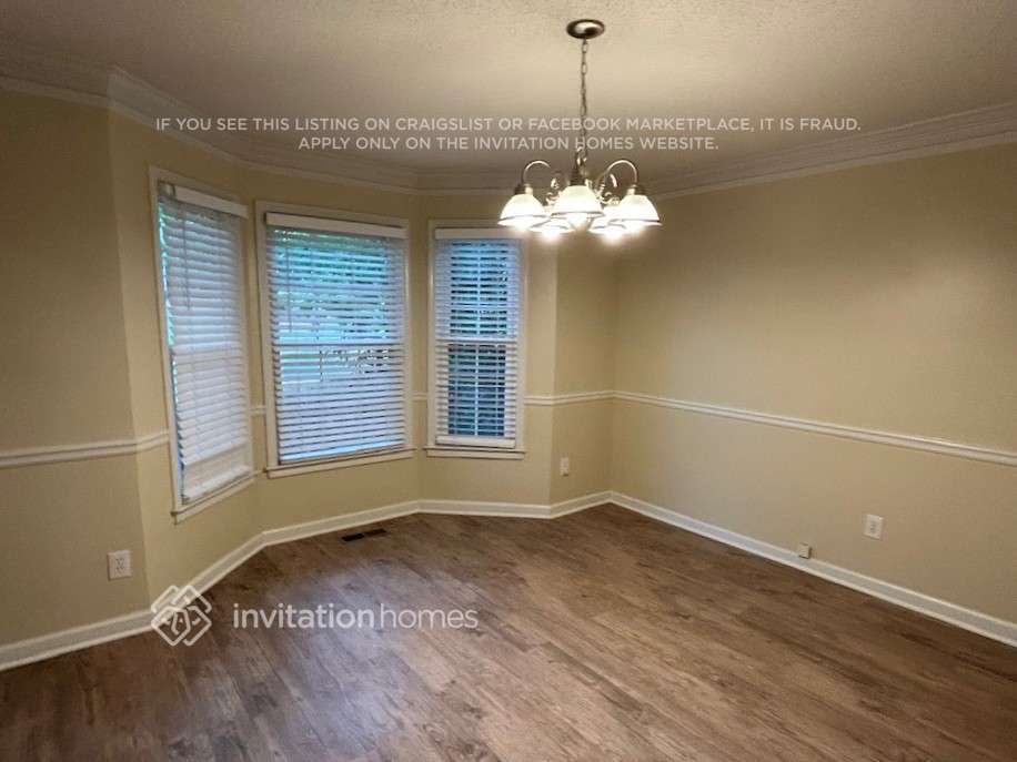 Building Photo - 6007 Armor Dr