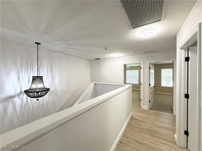 Building Photo - 9723 Heatherstone Lake Ct