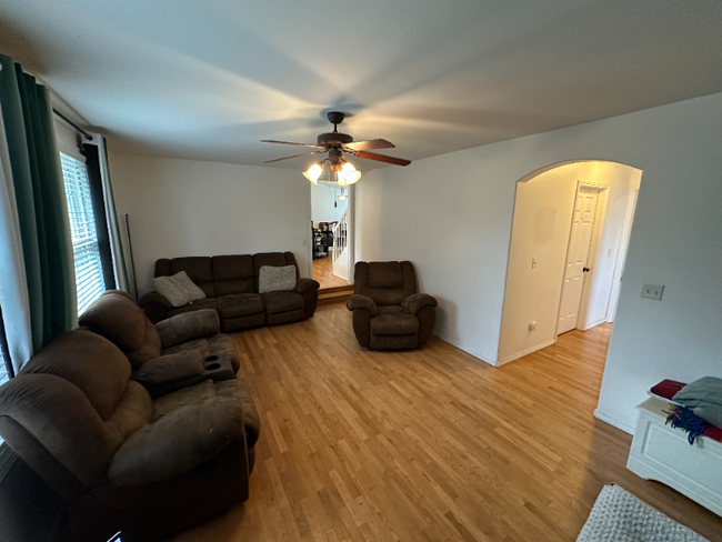 Building Photo - 620 Teton Dr