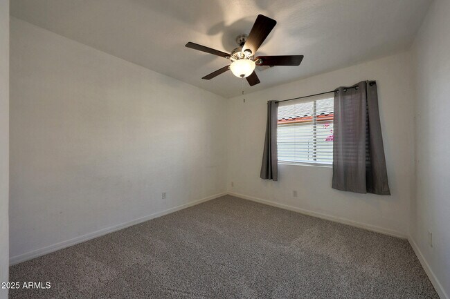 Building Photo - 14635 N 147th Ln