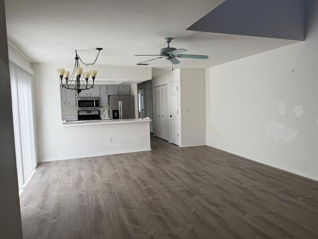 Building Photo - 13731 Markham Ln