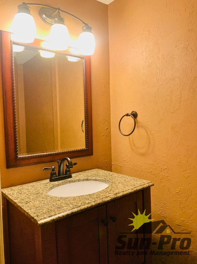 Building Photo - 136 Pine Cone Trail