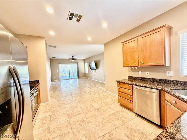 Building Photo - 2708 Cheer Pheasant Ave