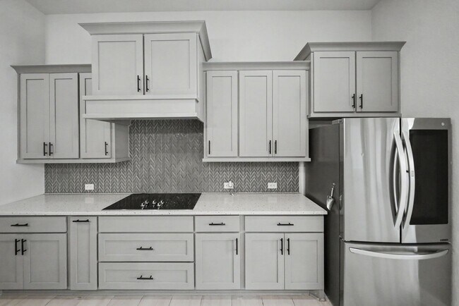 Building Photo - Stunning 4BR Home with 3-Car Garage in Turning Stone - Realtor Commission: $750