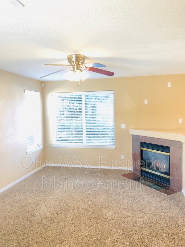 Building Photo - 2208 Merlot Ct