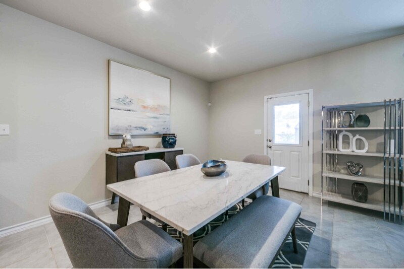 Building Photo - 10434 Francisco Way