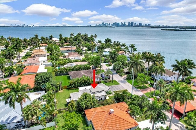 Building Photo - 7531 Miami View Dr