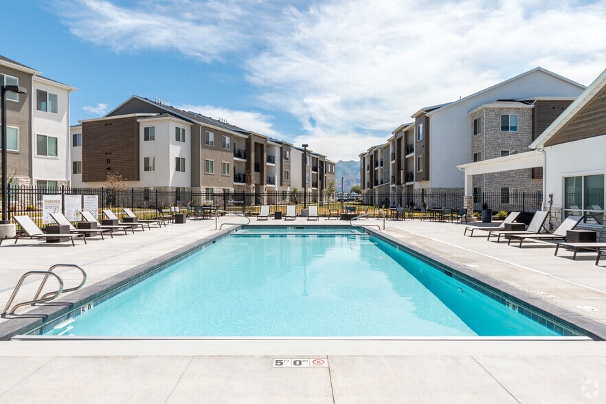Building Photo - Altair at Riverwalk