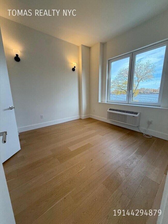 Building Photo - 3103 Sedgwick Ave