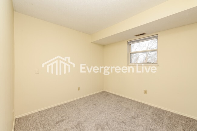 Building Photo - 2531 Windsor Village Dr