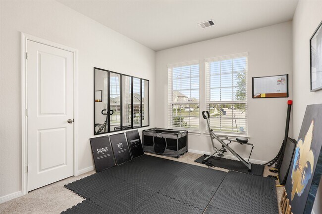 Building Photo - 14209 Freeboard Dr