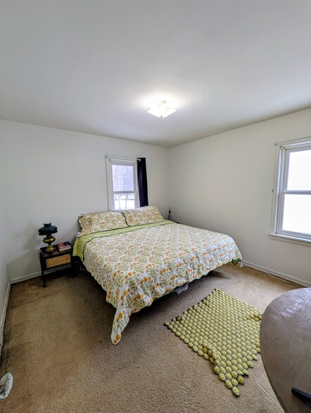 Building Photo - 125 W Saint Marie St