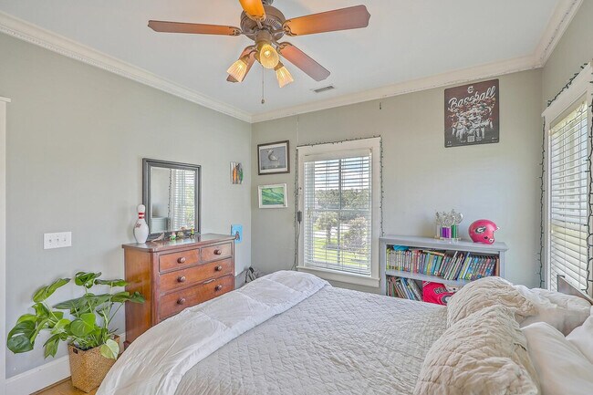 Building Photo - 1624 Diddy Dr