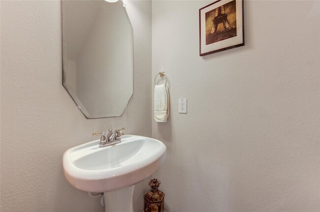 Building Photo - 26614 Becker Pines Ln