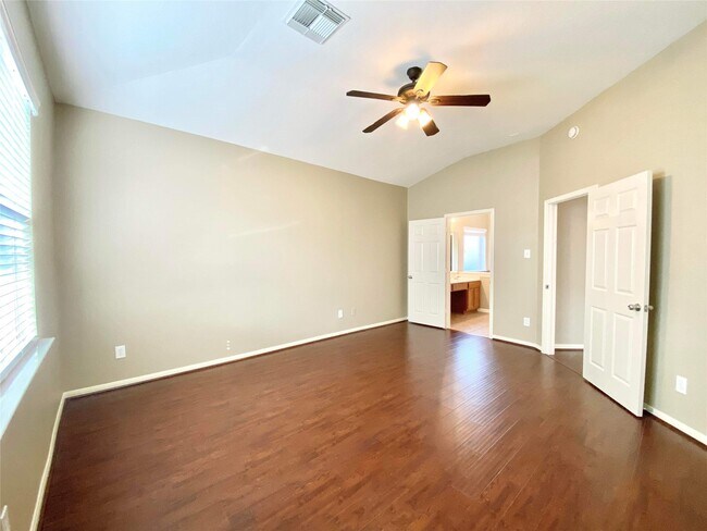 Building Photo - 2614 Orchard Creek Ln