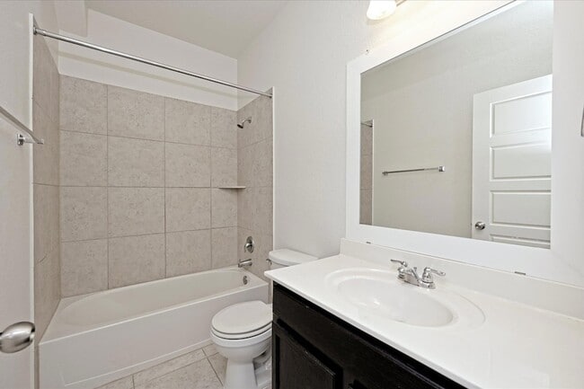 Building Photo - 2101 Rivers Edge Way