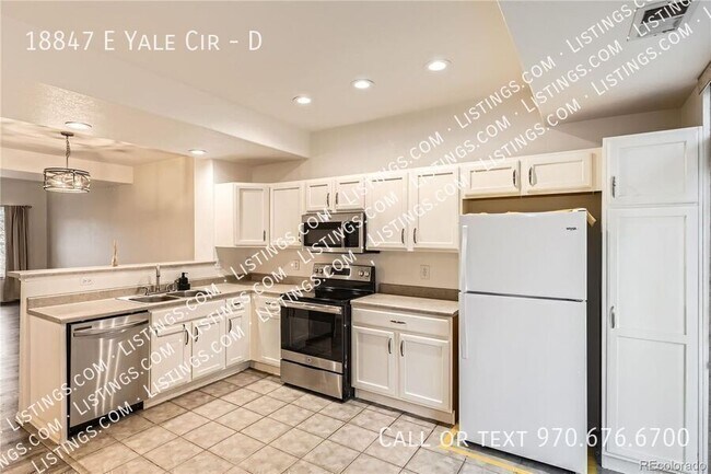 Building Photo - 18847 E Yale Cir
