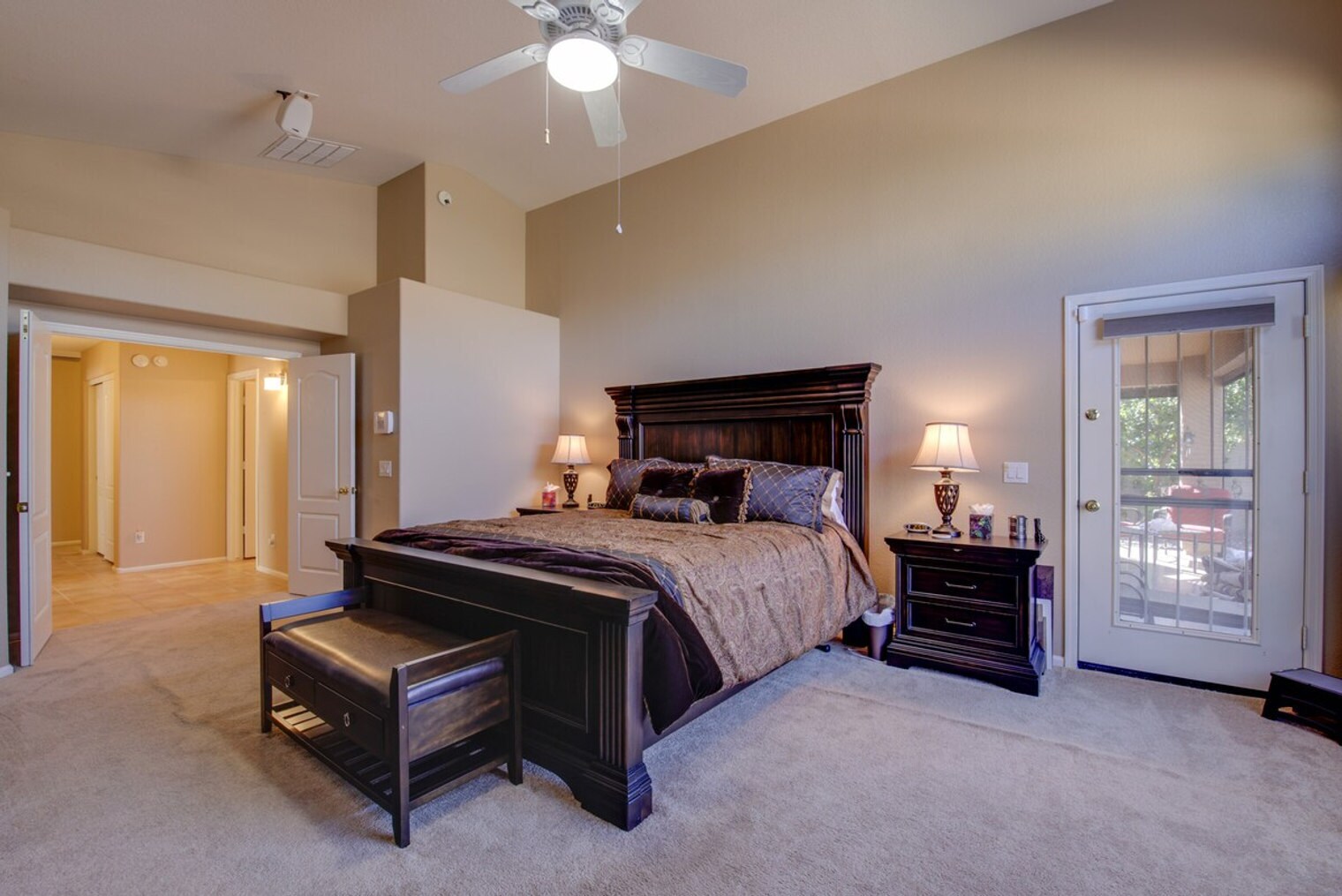 Building Photo - 3830 E Thornton Ave