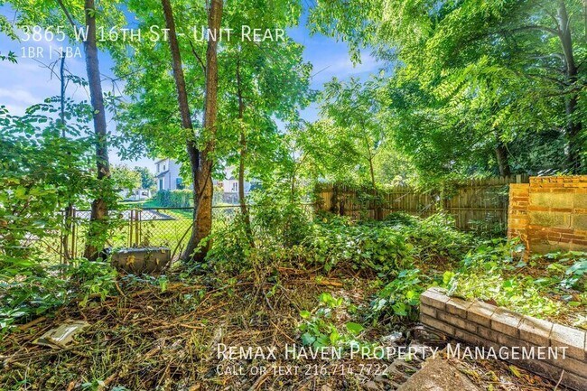 Building Photo - 3865 W 16th St