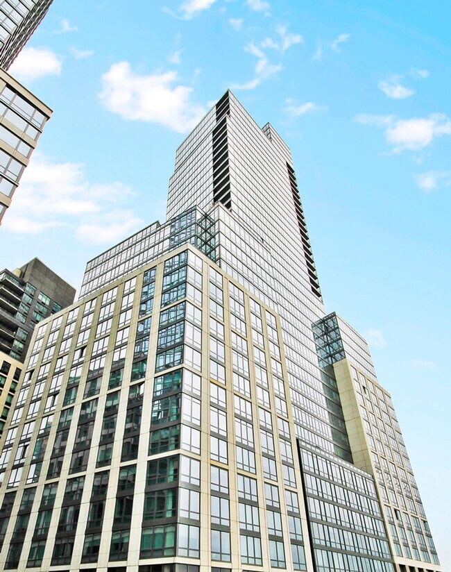 Building Photo - 60 Riverside Blvd