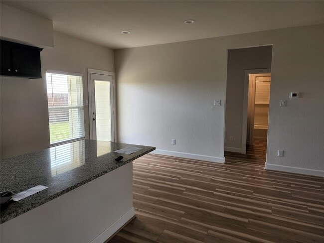 Building Photo - 1605 La Delle St