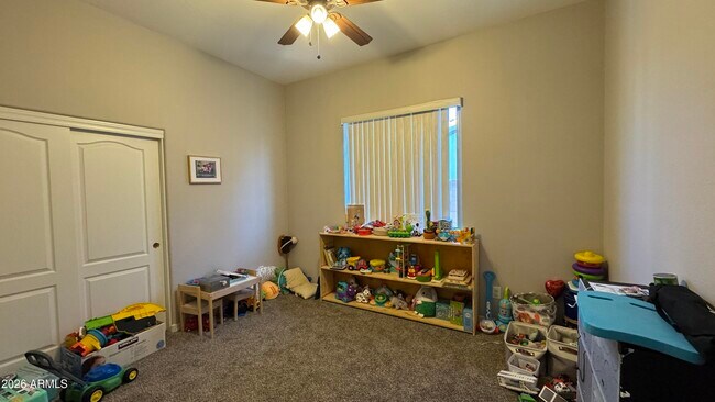 Building Photo - 571 W Locust Dr.