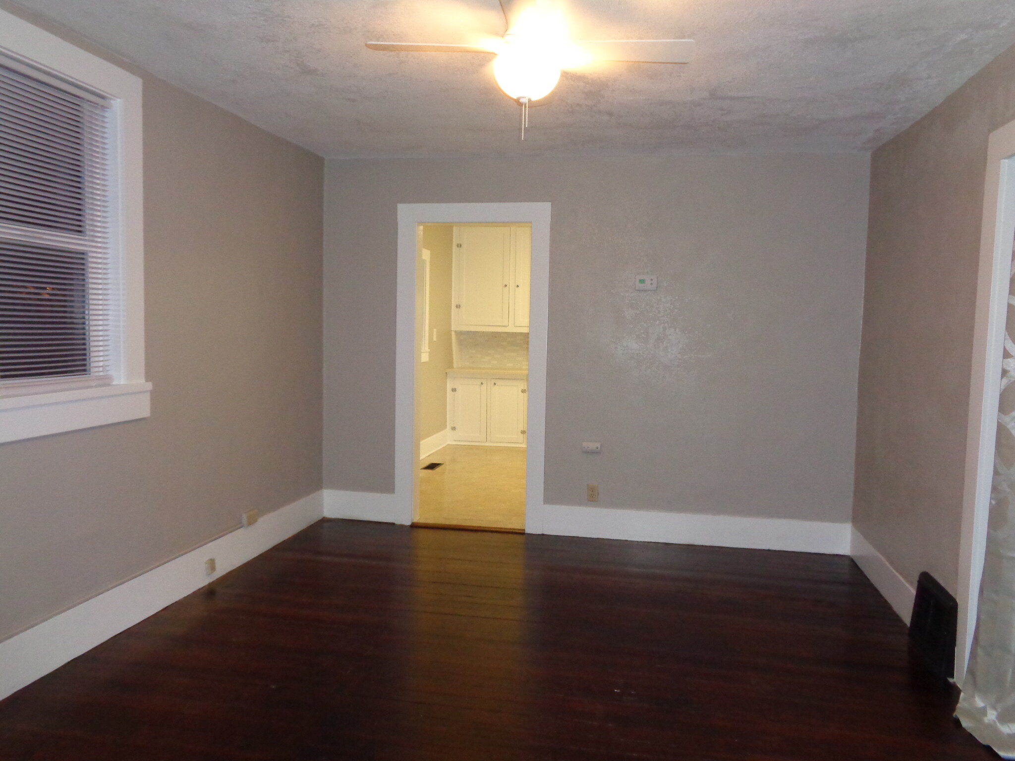 Building Photo - 214 3rd St W