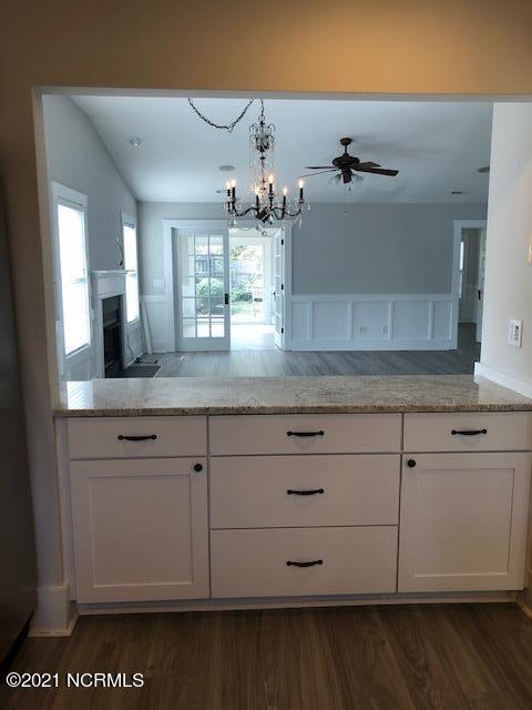 Building Photo - 825 Royal Bonnet Ct