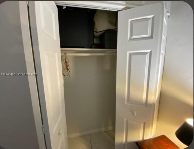 Building Photo - 1715 NW 13th St