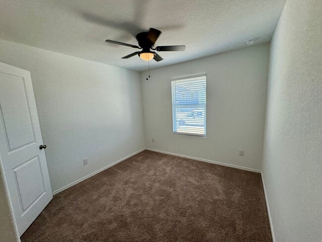 Building Photo - Beautiful 3/2 Rental Home in Bulverde