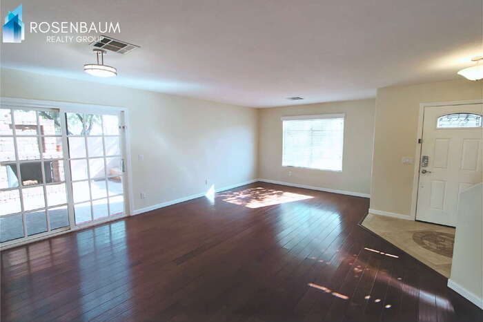 Building Photo - 1250 S Palm St