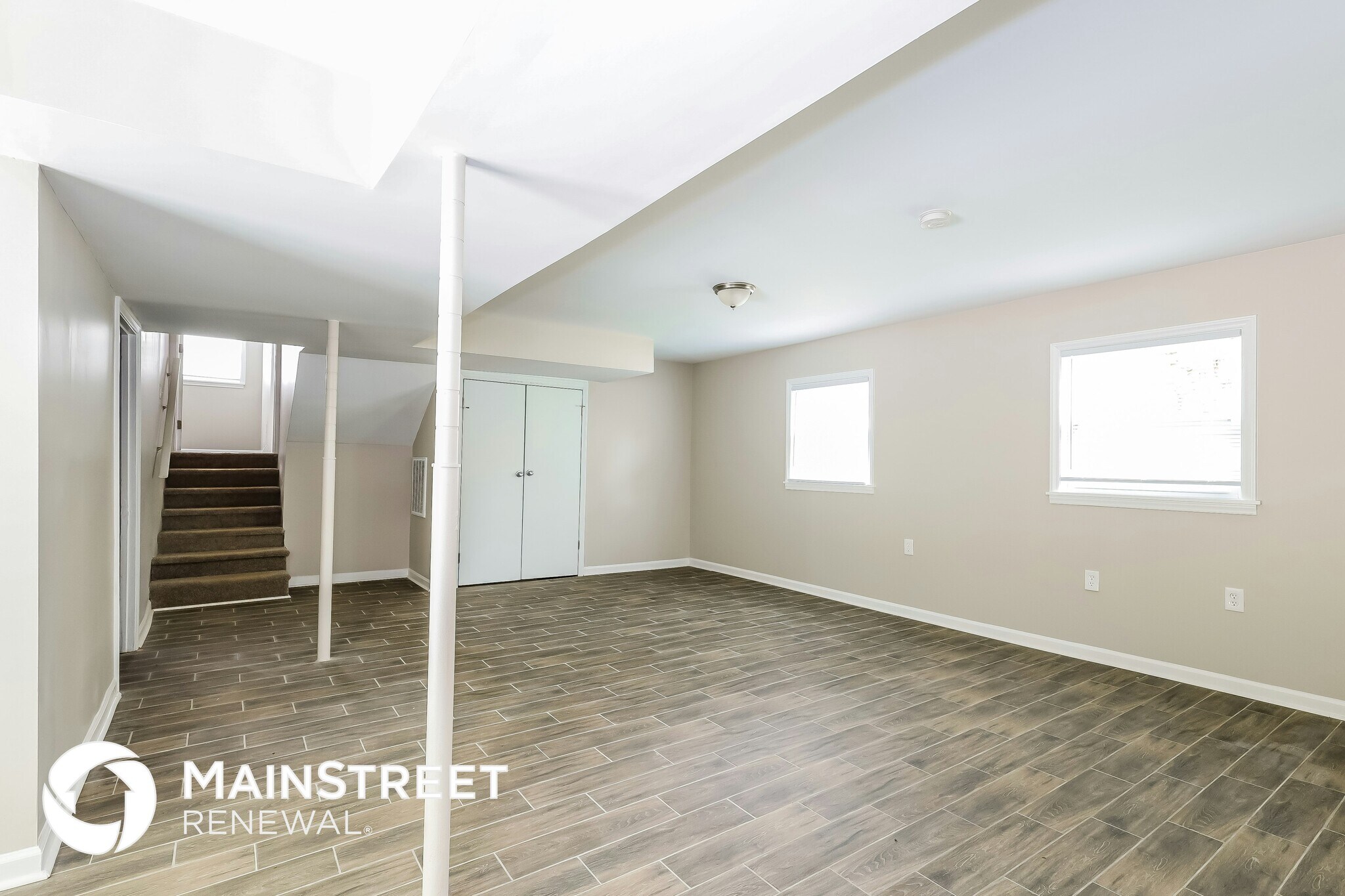 Building Photo - 3015 Daisy Ct