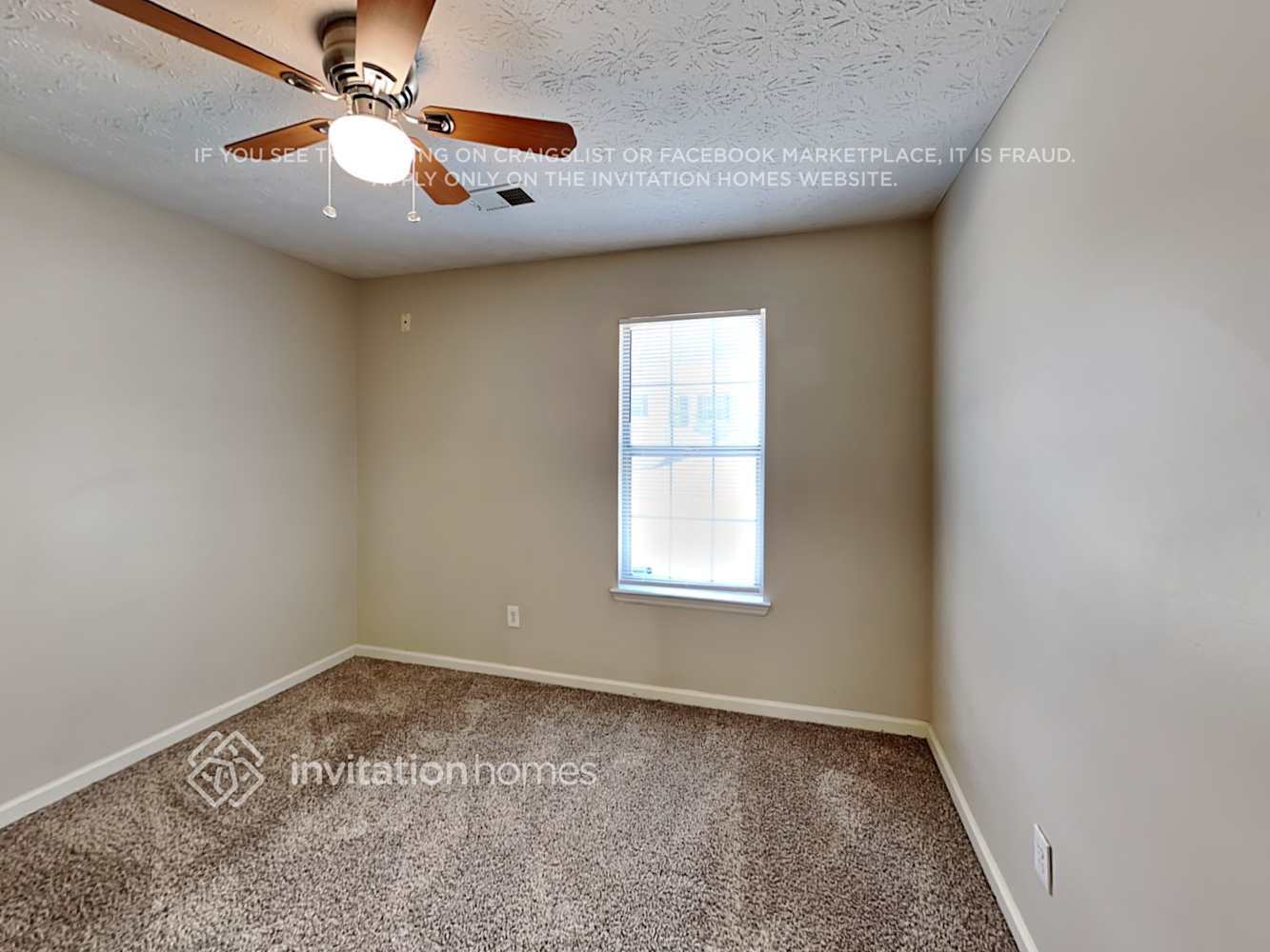 Building Photo - 2978 Rapids Dr