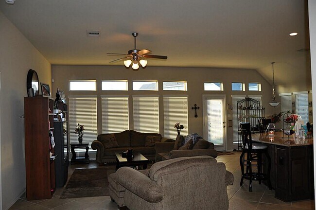 Building Photo - 13119 Sweetgum Shores Dr