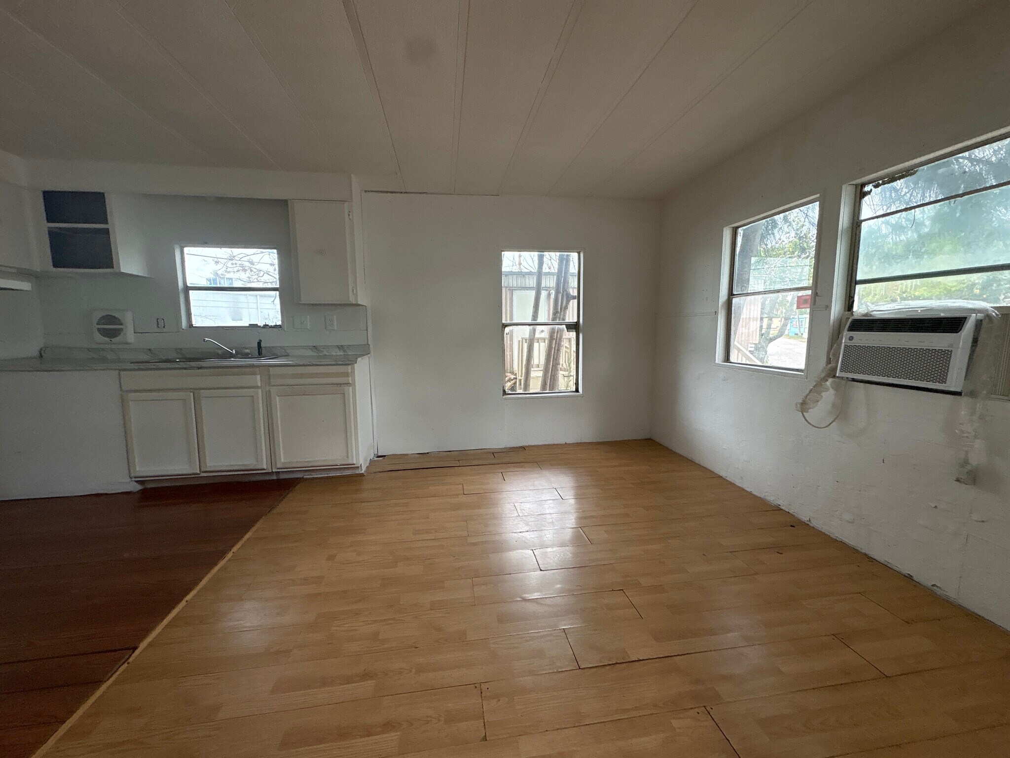 Building Photo - 920 Boardwalk Ln