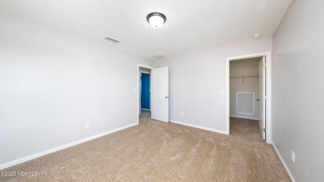 Building Photo - 86578 Lazy Lake Cir