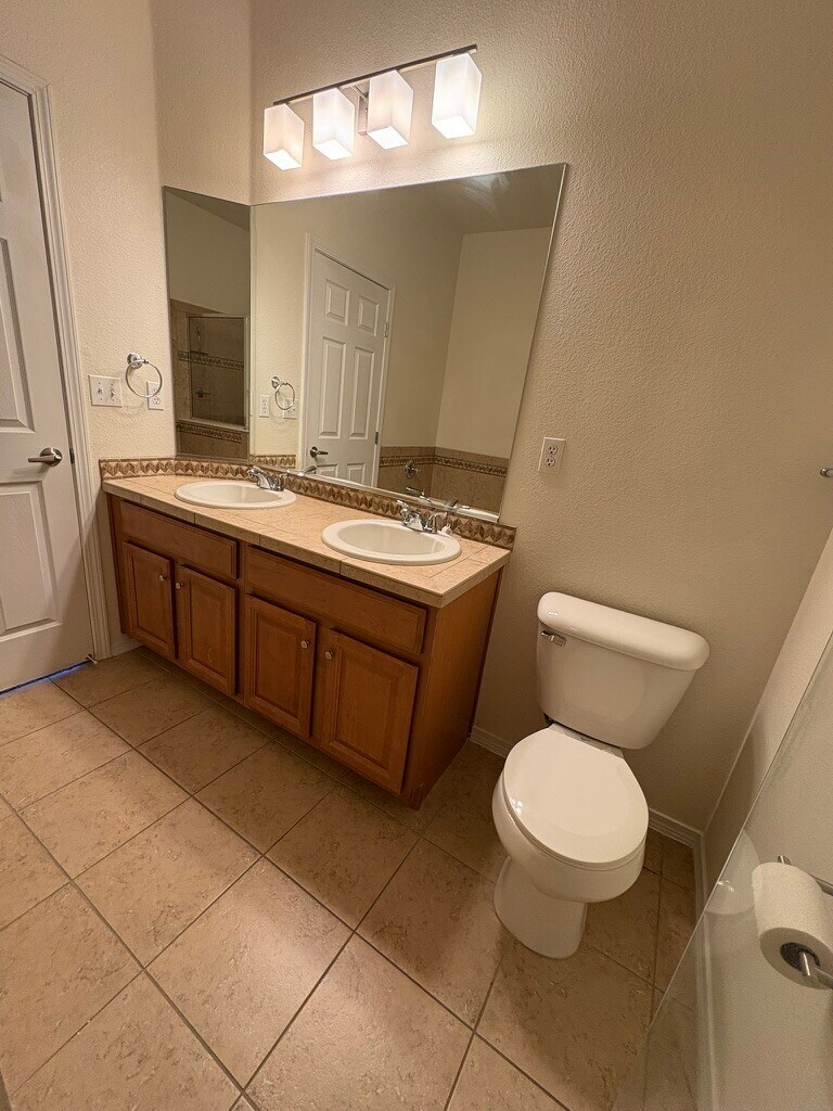 Master Bathroom - 8490 Canyon Rim Trl