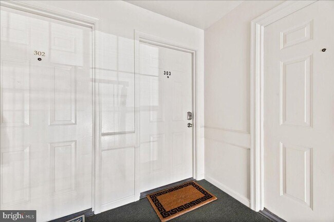 Building Photo - Condo In Manassas 2BR/2BA