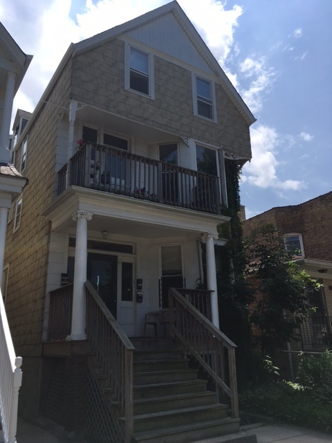 Primary Photo - 1911 W Eddy St