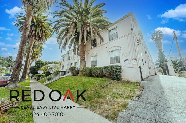 Building Photo - 5164 Clinton St