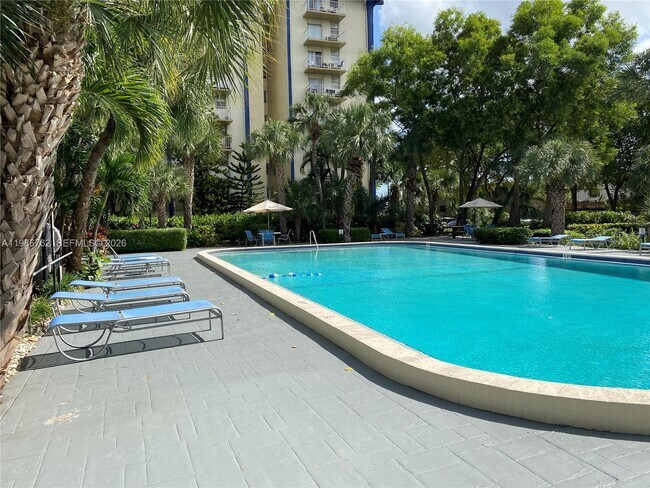 Building Photo - 4550 NW 9th St