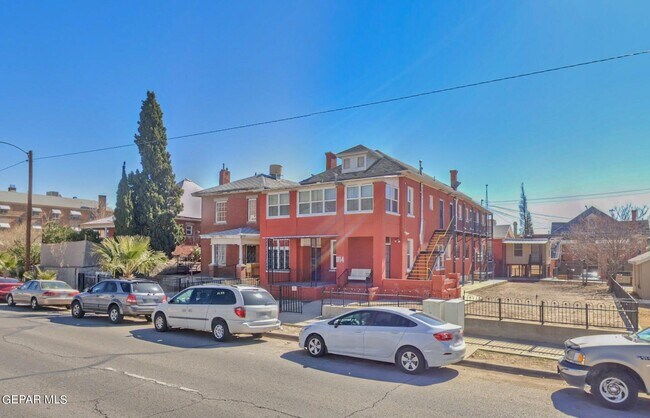 Building Photo - 1114 E Rio Grande Ave