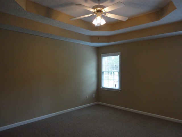 Building Photo - 534 Matthew Dr