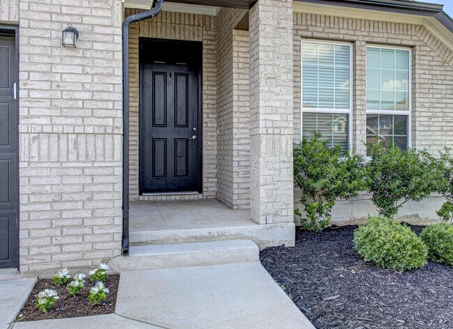 Building Photo - 20908 Akbash Ln