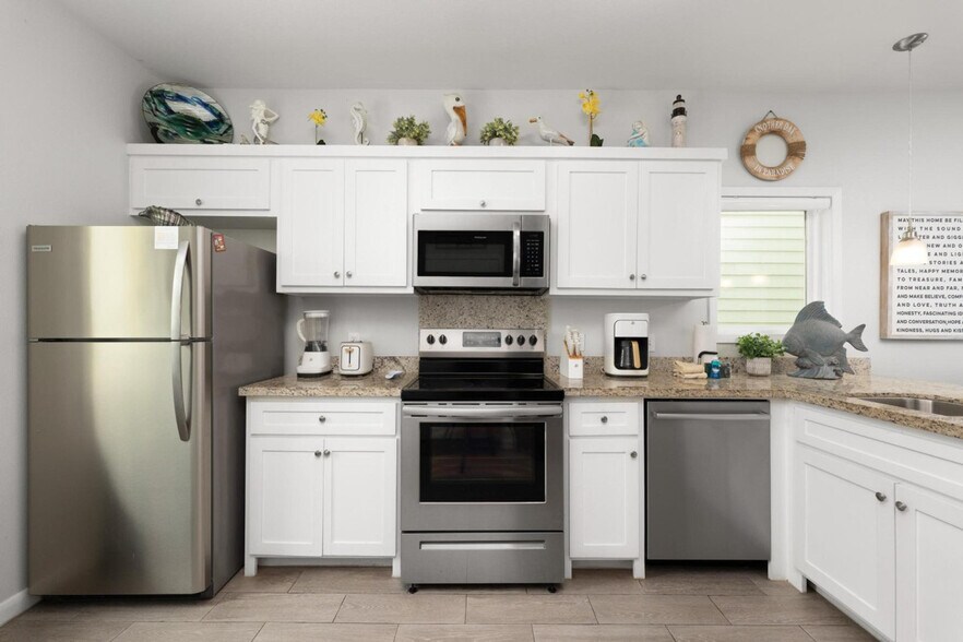 Building Photo - 106 Las Joyas Blvd