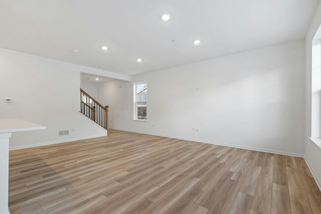 Building Photo - 16531 Golden Vly Ln