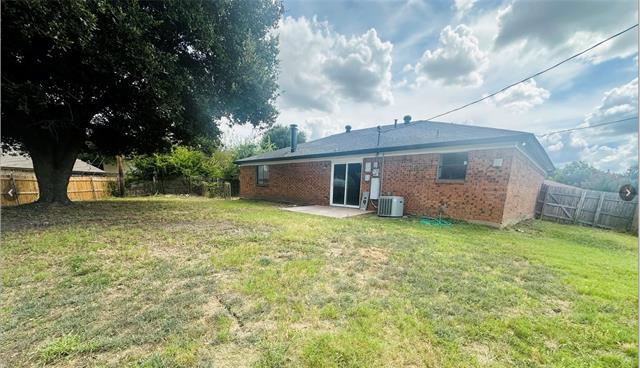 Building Photo - 1105 Maple View Dr