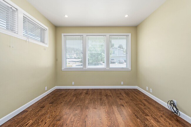 Bedroom 1 - First Floor - 430 3rd Ave