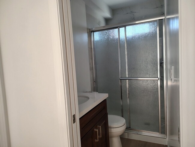 Building Photo - 1487 Hilltop Dr